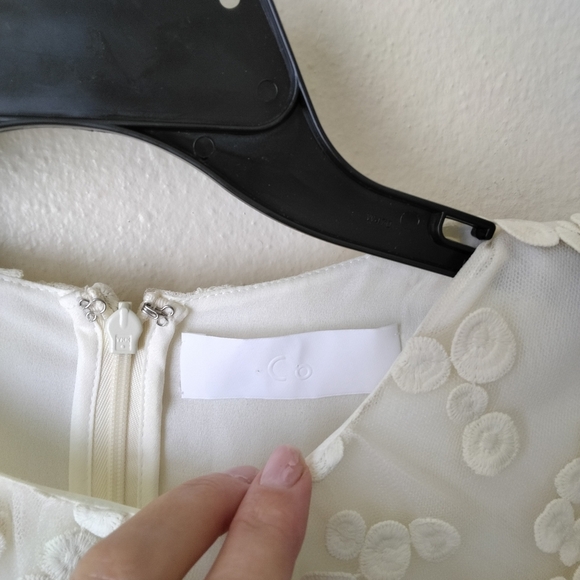 Co Collection Women’s Blouse Circle Embroidered Top in Cream Blouse S - Picture 3 of 9